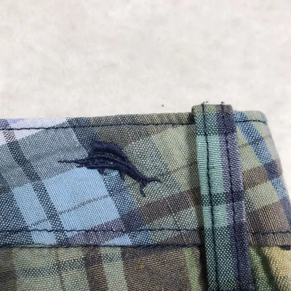 TOMMY BAHAMA Linen Blend Shorts Men 35-36 Turquoise Green Blue Plaid Beach